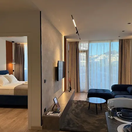 View C, Tirana, Albania Apartamento *